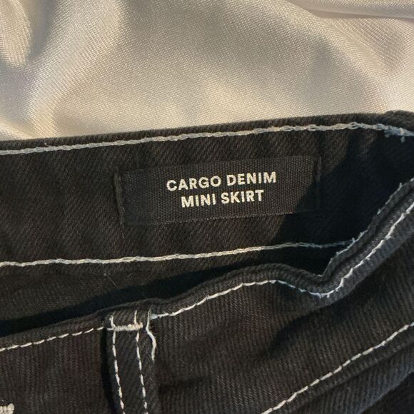 Cotton-on Cargo Y2K Women's Black Mini Denim Skirt Size 4 - Picture 8 of 8